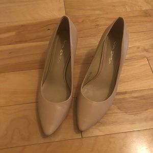 Via Spiga nude pumps